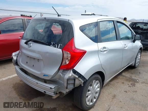 2015 Nissan Note S Plus with VIN 3N1CE2CP3FL450291, listed as a IAAI auction lot 43253261 with 154,060 mi miles and . Bid and sale history available at DreamBid. Image 4.