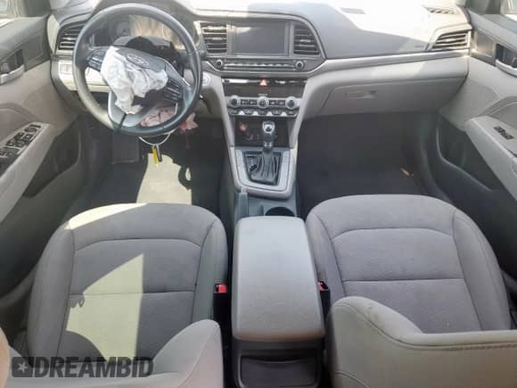 2019 Hyundai Elantra Value Edition с VIN 5NPD84LF7KH453880, выставлен на аукционе Copart как лот 69281445 с пробегом 60 946 миль миль и Списание • Salvage title. История ставок и продаж доступна на DreamBid. Изображение 8.