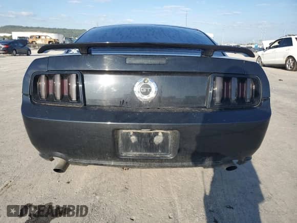 2007 Ford Mustang GT Deluxe z VIN 1ZVFT82H475239998, wystawiony jako Copart lot #84049855 z przebiegiem 101 828 mil mil oraz Szkoda całkowita • Salvage title. Historia ofert i sprzedaży dostępna na DreamBid. Obrazek 6.
