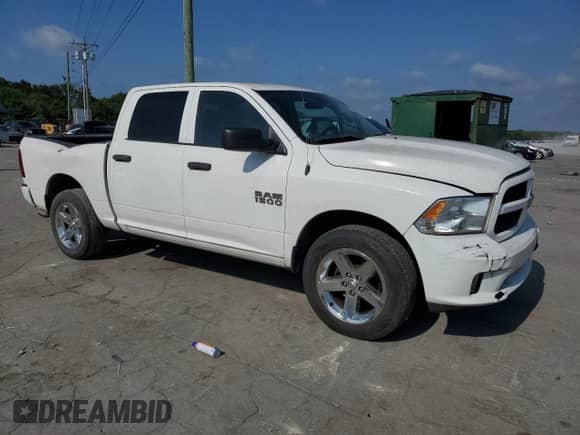 2018 Ram 1500 Express z VIN 1C6RR7KG2JS222827, wystawiony jako Copart lot #68172885 z przebiegiem 115 458 mil mil oraz Szkoda całkowita • Salvage title. Historia ofert i sprzedaży dostępna na DreamBid. Obrazek 4.