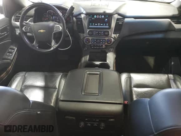 2020 Chevrolet Suburban LT with VIN 1GNSKHKC6LR274514, listed as a Copart auction lot 55775945 with 268,319 mi miles and Clean title. Bid and sale history available at DreamBid. Image 8.