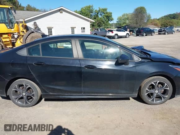 2019 Chevrolet Cruze LT с VIN 1G1BE5SM0K7113067, выставлен на аукционе IAAI как лот 43409259 с пробегом 159 641 миль миль и . История ставок и продаж доступна на DreamBid. Изображение 14.