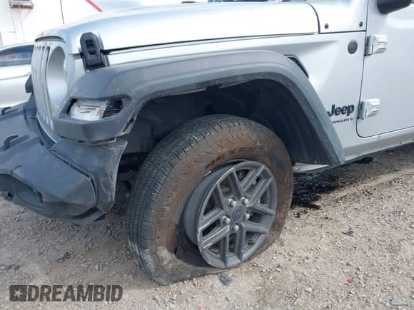 2024 Jeep Wrangler Sport S z VIN 1C4PJXDN4RW108979, wystawiony jako IAAI lot #42576410 z przebiegiem 6 173 mil mil oraz . Historia ofert i sprzedaży dostępna na DreamBid. Obrazek 6.