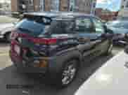 2021 Hyundai Kona SE с VIN KM8K1CAA4MU736349, выставлен на аукционе Copart как лот 83801945 с пробегом 35 124 миль миль и Чистый • Clean title. История ставок и продаж доступна на DreamBid. Изображение 4.