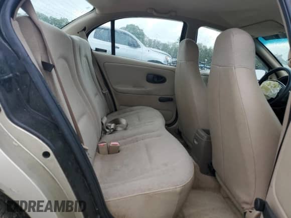 2000 Saturn SL with VIN 1G8ZH5283YZ221335, listed as a Copart auction lot 84196955 with 157,098 mi miles and Salvage title. Bid and sale history available at DreamBid. Image 10.