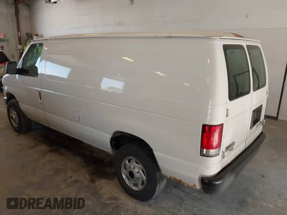2014 Ford Econoline Cargo Commercial with VIN 1FTNE2EW8EDA09190, listed as a IAAI auction lot 42655816 with 212,534 mi miles and . Bid and sale history available at DreamBid. Image 3.