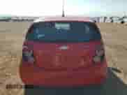 2012 Chevrolet Sonic LT z VIN 1G1JD6SH6C4219209, wystawiony jako Copart lot #69322235 z przebiegiem 117 578 mil mil oraz Szkoda całkowita • Salvage title. Historia ofert i sprzedaży dostępna na DreamBid. Obrazek 6.