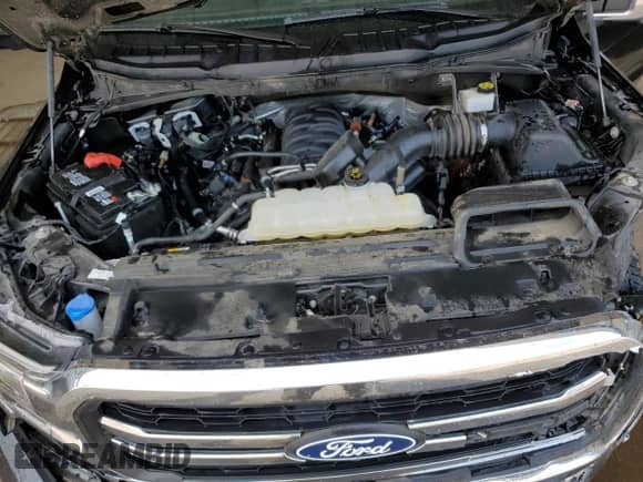 2024 Ford F-150 Lariat с VIN 1FTFW5L59RKD28385, выставлен на аукционе Copart как лот 71002725 с пробегом 34 922 миль миль и Чистый • Clean title. История ставок и продаж доступна на DreamBid. Изображение 11.