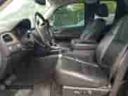 2009 Chevrolet Silverado 1500 LTZ z VIN 1GCEK39J89Z200663, wystawiony jako Copart lot #56285545 z przebiegiem 207 964 mil mil oraz Szkoda całkowita • Salvage title. Historia ofert i sprzedaży dostępna na DreamBid. Obrazek 7.