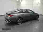 2024 Hyundai Elantra Limited z VIN KMHLP4DGXRU677114, wystawiony jako Copart lot #90337225 z przebiegiem 39 454 mil mil oraz Czysty tytuł • Clean title. Historia ofert i sprzedaży dostępna na DreamBid. Obrazek 3.