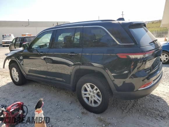 2023 Jeep Grand Cherokee Altitude with VIN 1C4RJHAG8PC530496, listed as a Copart auction lot 80065655 with 28,706 mi miles and Salvage title. Bid and sale history available at DreamBid. Image 2.