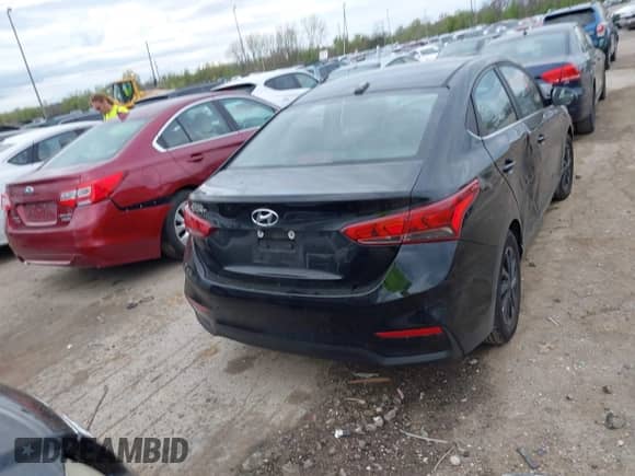 2019 Hyundai Accent SE z VIN 3KPC24A34KE060798, wystawiony jako IAAI lot #42117484 z przebiegiem 102 601 mil mil oraz . Historia ofert i sprzedaży dostępna na DreamBid. Obrazek 16.