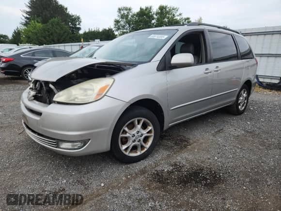 2005 Toyota Sienna XLE z VIN 5TDBA22C65S047496, wystawiony jako Copart lot #65674385 z przebiegiem 175 585 mil mil oraz Szkoda całkowita • Salvage title. Historia ofert i sprzedaży dostępna na DreamBid. Obrazek 1.