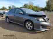 2011 Toyota Corolla S с VIN 2T1BU4EE8BC610777, выставлен на аукционе Copart как лот 81722065 с пробегом 194 890 миль миль и Списание • Salvage title. История ставок и продаж доступна на DreamBid. Изображение 4.