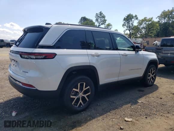 2025 Jeep Grand Cherokee Limited z VIN 1C4RJHBG8SC330113, wystawiony jako Copart lot #71816245 z przebiegiem 11 mil mil oraz Szkoda całkowita • Salvage title. Historia ofert i sprzedaży dostępna na DreamBid. Obrazek 3.