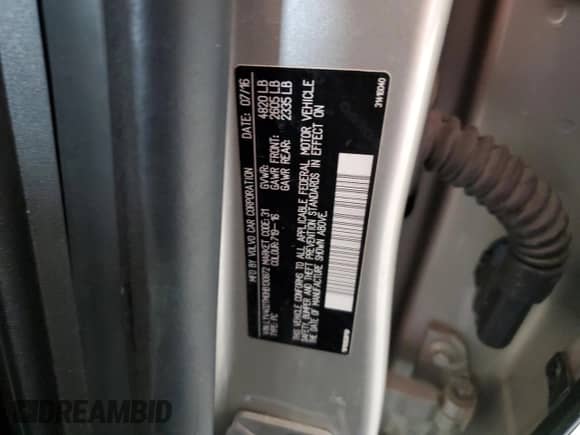 2017 Volvo S60 Inscription Platinum с VIN LYV402TM0HB130872, выставлен на аукционе Copart как лот 86848694 с пробегом 124 827 миль миль и Списание • Salvage title. История ставок и продаж доступна на DreamBid. Изображение 12.