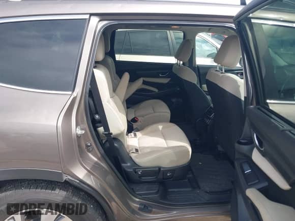 2021 Subaru Ascent Premium с VIN 4S4WMAFDXM3457462, выставлен на аукционе IAAI как лот 43056186 с пробегом 90 726 миль миль и . История ставок и продаж доступна на DreamBid. Изображение 8.