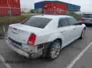 2011 Chrysler 300 Limited z VIN 2C3CA5CG0BH528267, wystawiony jako IAAI lot #43125379 z przebiegiem 182 889 mil mil oraz . Historia ofert i sprzedaży dostępna na DreamBid. Obrazek 4.