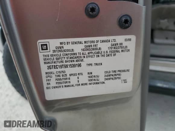 1999 GMC Sierra 1500 SLE с VIN 2GTEC19T9X1539196, выставлен на аукционе Copart как лот 84273815 с пробегом 187 232 миль миль и Списание • Salvage title. История ставок и продаж доступна на DreamBid. Изображение 12.