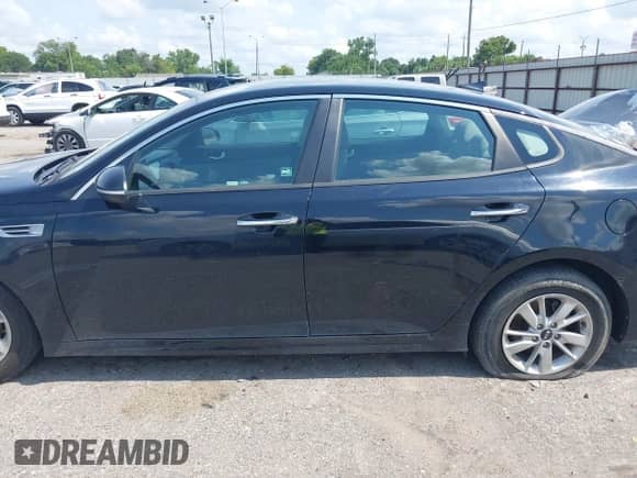 2018 Kia Optima LX с VIN 5XXGT4L37JG221999, выставлен на аукционе IAAI как лот 42937624 с пробегом 98 336 миль миль и . История ставок и продаж доступна на DreamBid. Изображение 14.