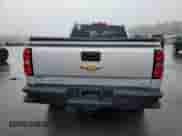 2019 Chevrolet Silverado 1500 Work Truck z VIN 2GCVKNEC7K1174137, wystawiony jako Copart lot #55975285 z przebiegiem Nie podano mil oraz Szkoda całkowita • Salvage title. Historia ofert i sprzedaży dostępna na DreamBid. Obrazek 6.