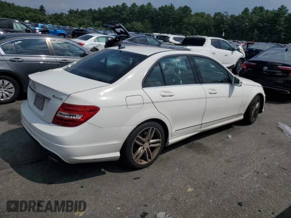 2014 Mercedes-Benz C 300 Sport with VIN WDDGF8AB7EA931775, listed as a Copart auction lot 65038065 with 222,995 mi miles and Salvage title. Bid and sale history available at DreamBid. Image 3.