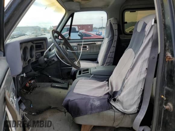 1984 Chevrolet Blazer K10 Utility HT with VIN 1G8EK18HXEF145495, listed as a Copart auction lot 76857274 with 40,041 mi miles and Salvage title. Bid and sale history available at DreamBid. Image 7.