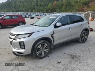 2021 Mitsubishi Outlander ES z VIN JA4ARUAU8MU035462, wystawiony jako Copart lot #80525565 z przebiegiem 90 392 mil mil oraz Szkoda całkowita • Salvage title. Historia ofert i sprzedaży dostępna na DreamBid. Obrazek 1.