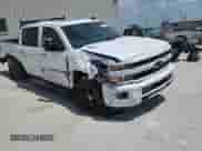 2015 Chevrolet Silverado 2500HD LTZ z VIN 1GC1KWE8XFF664201, wystawiony jako Copart lot #67785295 z przebiegiem 129 648 mil mil oraz Szkoda całkowita • Salvage title. Historia ofert i sprzedaży dostępna na DreamBid. Obrazek 13.