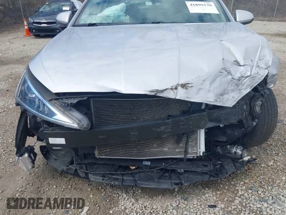 2019 Hyundai Elantra Limited с VIN 5NPD84LF6KH452378, выставлен на аукционе IAAI как лот 41899130 с пробегом 39 549 миль миль и . История ставок и продаж доступна на DreamBid. Изображение 6.
