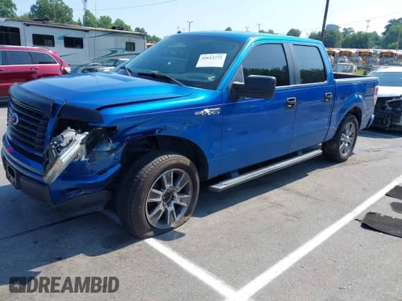 2014 Ford F-150 XL z VIN 1FTEW1CM7EKF31796, wystawiony jako IAAI lot #42612772 z przebiegiem 183 685 mil mil oraz . Historia ofert i sprzedaży dostępna na DreamBid. Obrazek 17.