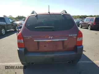 2009 Hyundai Tucson SE with VIN KM8JN12D59U969564, listed as a Copart auction lot 71117135 with 165,767 mi miles and Clean title. Bid and sale history available at DreamBid. Image 6.