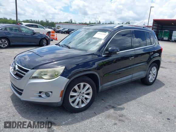 2009 Volkswagen Tiguan S с VIN WVGAV75N09W512818, выставлен на аукционе IAAI как лот 42711792 с пробегом 141 129 миль миль и . История ставок и продаж доступна на DreamBid. Изображение 2.