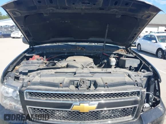 2012 Chevrolet Tahoe Commercial с VIN 1GNSK2E08CR324991, выставлен на аукционе IAAI как лот 43377152 с пробегом 173 714 миль миль и . История ставок и продаж доступна на DreamBid. Изображение 10.