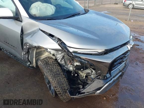 2025 Chevrolet Equinox FWD ACTIV с VIN 3GNAXKEG0SL241331, выставлен на аукционе IAAI как лот 42148760 с пробегом 137 миль миль и . История ставок и продаж доступна на DreamBid. Изображение 6.