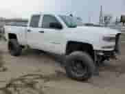 2018 Chevrolet Silverado 1500 Custom с VIN 1GCRCPEH5JZ129693, выставлен на аукционе Copart как лот 41317374 с пробегом 141 049 миль миль и Списание • Salvage title. История ставок и продаж доступна на DreamBid. Изображение 4.