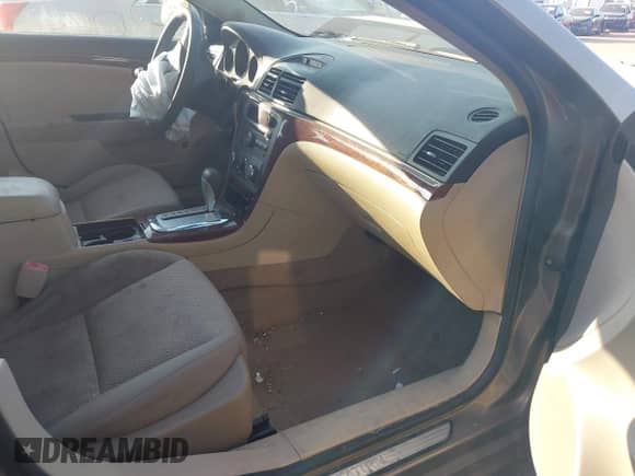 2007 Saturn Aura XE с VIN 1G8ZS57N67F243698, выставлен на аукционе IAAI как лот 43025611 с пробегом 107 802 миль миль и . История ставок и продаж доступна на DreamBid. Изображение 5.