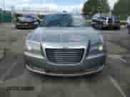 2012 Chrysler 300 S z VIN 2C3CCABGXCH279482, wystawiony jako Copart lot #80585435 z przebiegiem 166 954 mil mil oraz Nie do naprawy • Non repairable. Historia ofert i sprzedaży dostępna na DreamBid. Obrazek 5.