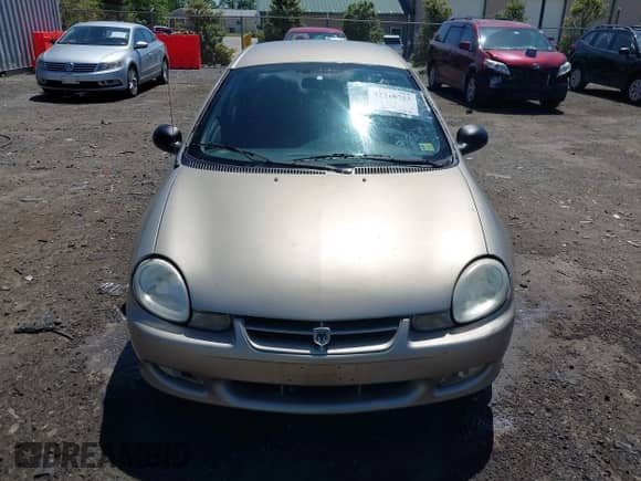 2002 Dodge Neon ES z VIN 1B3ES56C22D648709, wystawiony jako IAAI lot #42116723 z przebiegiem 131 812 mil mil oraz . Historia ofert i sprzedaży dostępna na DreamBid. Obrazek 6.