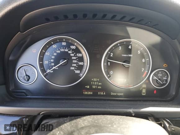 2011 BMW 5 Series 550i xDrive with VIN WBAFU9C55BC785849, listed as a Copart auction lot 90031605 with 136,284 mi miles and Clean title. Bid and sale history available at DreamBid. Image 9.