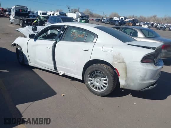 2020 Dodge Charger Police z VIN 2C3CDXKT1LH193670, wystawiony jako IAAI lot #41684703 z przebiegiem Nie podano mil oraz . Historia ofert i sprzedaży dostępna na DreamBid. Obrazek 3.