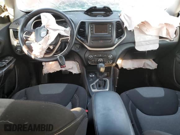 2014 Jeep Cherokee Latitude with VIN 1C4PJMCB4EW198361, listed as a Copart auction lot 71474555 with 134,717 mi miles and Salvage title. Bid and sale history available at DreamBid. Image 8.