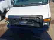 2012 Ford Econoline Cargo Commercial z VIN 1FTNS1EW9CDB33226, wystawiony jako IAAI lot #42714213 z przebiegiem 200 000 mil mil oraz . Historia ofert i sprzedaży dostępna na DreamBid. Obrazek 11.