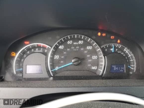 2014 Toyota Camry L with VIN 4T1BF1FKXEU400228, listed as a Copart auction lot 70259085 with 94,114 mi miles and Salvage title. Bid and sale history available at DreamBid. Image 9.