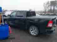 2024 Ram 1500 Big Horn z VIN 1C6RRFFG2RN129322, wystawiony jako IAAI lot #41928116 z przebiegiem 13 303 mil mil oraz . Historia ofert i sprzedaży dostępna na DreamBid. Obrazek 14.