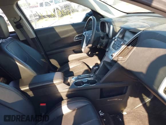 2016 Chevrolet Equinox LTZ z VIN 2GNFLGE39G6330838, wystawiony jako IAAI lot #43069654 z przebiegiem 151 174 mil mil oraz . Historia ofert i sprzedaży dostępna na DreamBid. Obrazek 5.