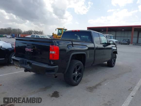 2015 GMC Sierra 1500 with VIN 1GTR1TEC8FZ344320, listed as a IAAI auction lot 41830702 with 152,096 mi miles and . Bid and sale history available at DreamBid. Image 4.