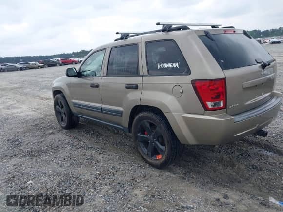 2006 Jeep Grand Cherokee Laredo with VIN 1J4HS48N56C111651, listed as a IAAI auction lot 42048777 with 224,866 mi miles and . Bid and sale history available at DreamBid. Image 3.