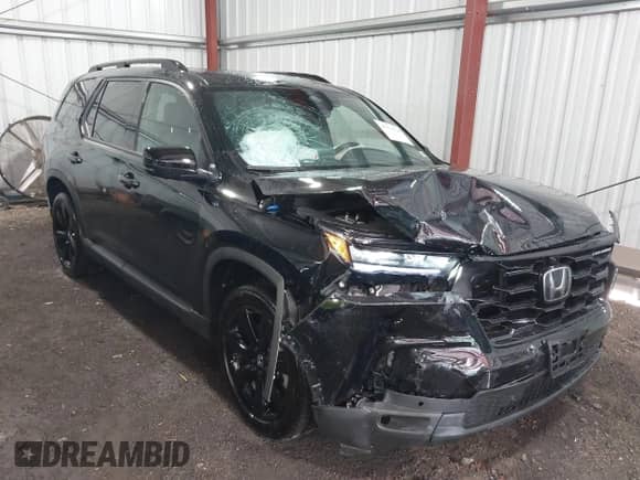 2025 Honda Pilot Black Edition с VIN 5FNYG1H95SB082691, выставлен на аукционе IAAI как лот 42333536 с пробегом 5 365 миль миль и . История ставок и продаж доступна на DreamBid. Изображение 6.