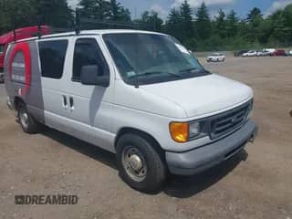 2006 Ford Econoline Cargo with VIN 1FTRE14WX6DB04946, listed as a IAAI auction lot 42807000 with 196,901 mi miles and . Bid and sale history available at DreamBid. Image 1.